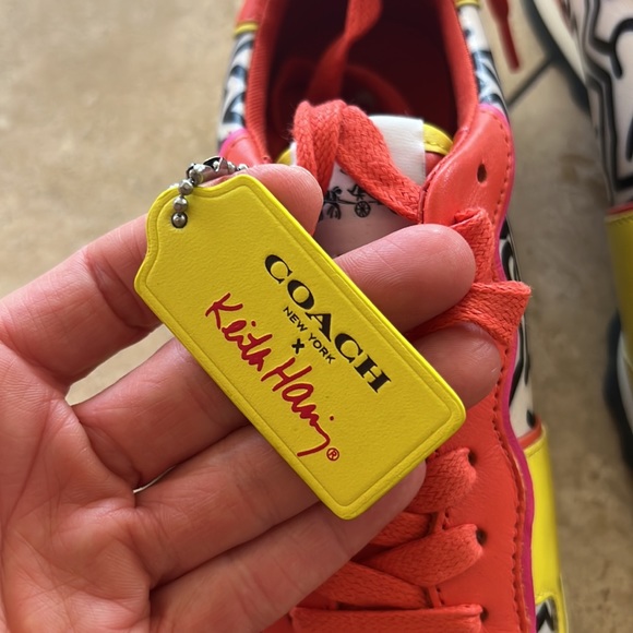 Coach x Keith Haring Special Edition sneakers ❤️🥰👏🤗 - Picture 7 of 8